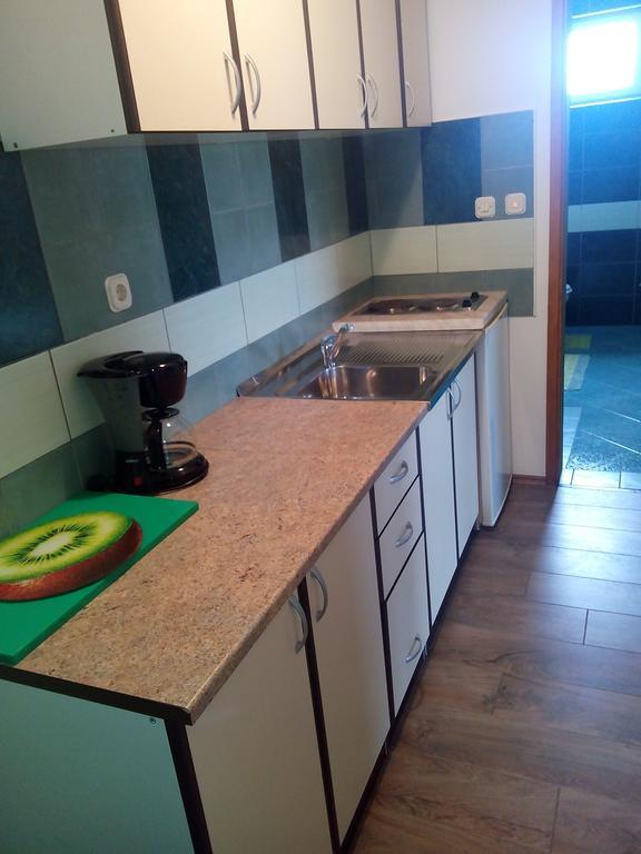 אומאג Apartments Zdravac מראה חיצוני תמונה