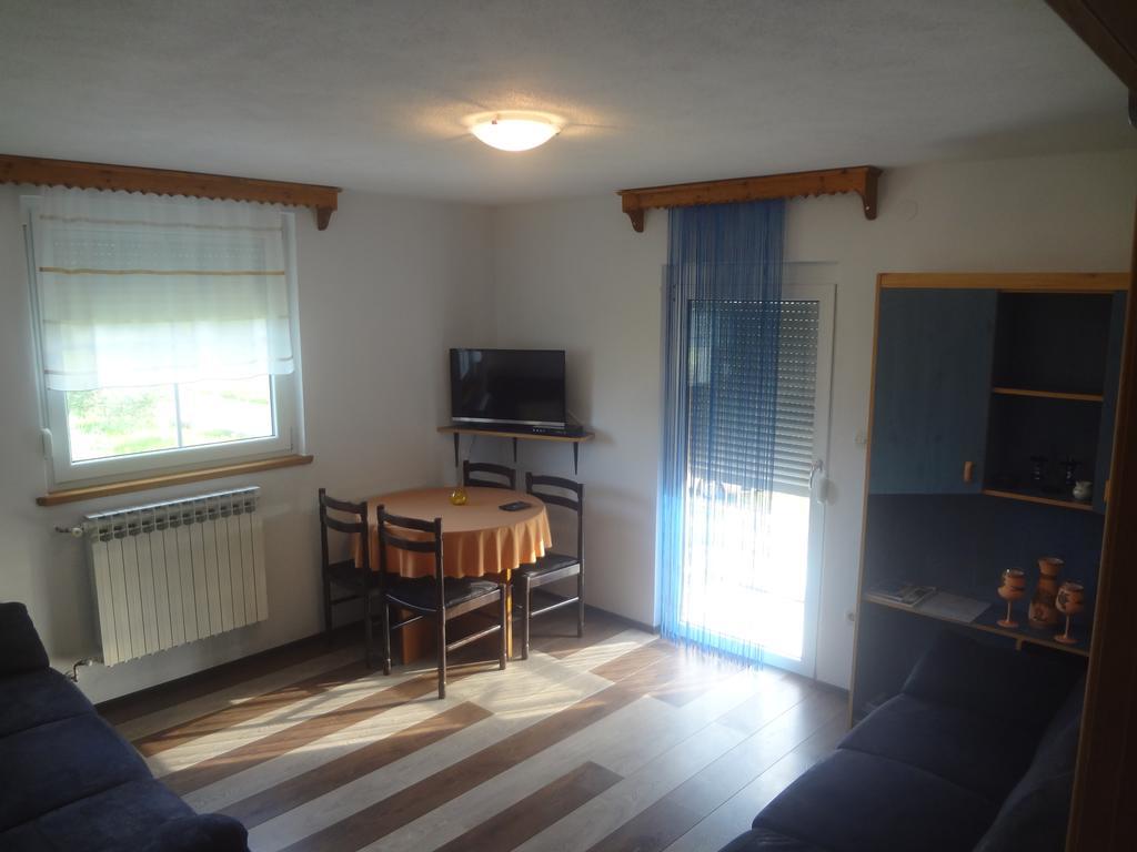 אומאג Apartments Zdravac מראה חיצוני תמונה